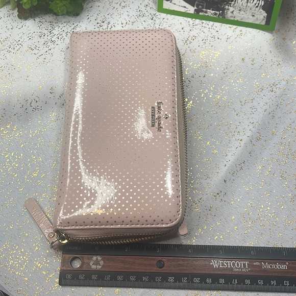 Kate Spade Wallet organizer zip around streetdot lilac read ASIS - Picture 3 of 11